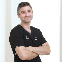 Dr Chris Hutton
