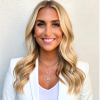 Julia Voutour