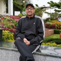Dr Raj Gupta