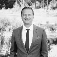 Nicholas Mattioli, Cfa
