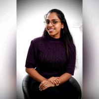 Saneesha Rachel Solomon 📚