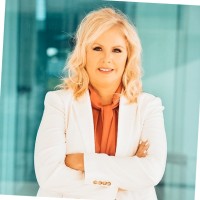 Angela Harmon