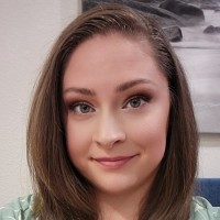 Toni R.
