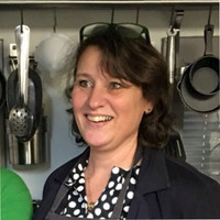 Yvette Oosterling