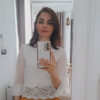 Sara Meshkat