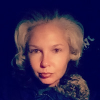 Laura Harris