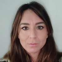 Anna Leone