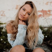 Lexis Friesen