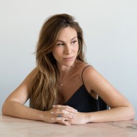 Laura Isern-Schaefer