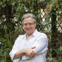 Tim Coates
