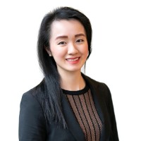 Wendy Huang, Cfa