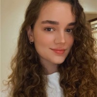 Lara Maria Tavares Ribeiro André