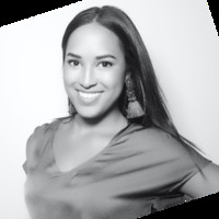 👩🏽‍💻✨Leah Parker