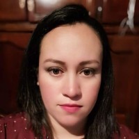 Elia Yanet Larios V.