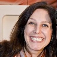 Claudia Comar