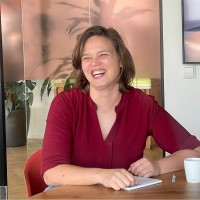 Caroline Weiss