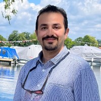 Reza Derakhshan Ghazani