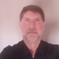 Glyn Staines