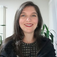 Adriana Inês Burkot Furman