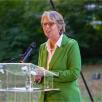 Sandra Van Vianen