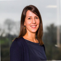 Wendy Van Holzaet