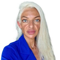 Claire Roth