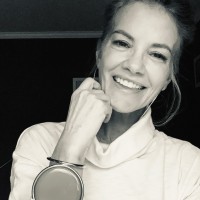 Jennifer E. Putnam (She. Her. Hers.)