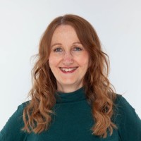 Linda Gerrard - soprano