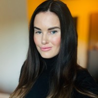 Kine-Veronica W.