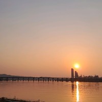 Yongtaek Hong