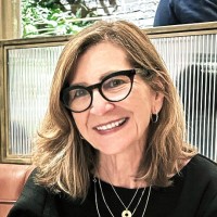 Valli Davis