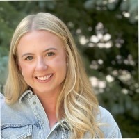 Kelli Rhoads