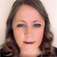 Debi Dennis
