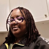Azizi Jones