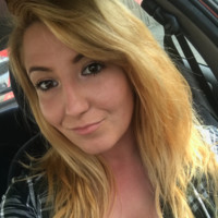Laura Tallobre
