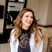 Dra Karolyne Carvalho