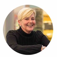 Nicole Van Raam