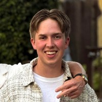 Mikael L.
