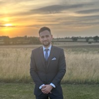 Luke Thompson Cmgr Mcmi