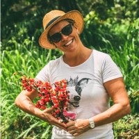 Elisangela Bastarrica Soares