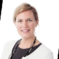Eveline Dowling