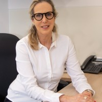 Karin Zickel Shalom
