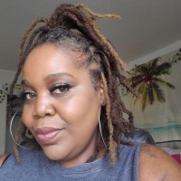 Sheniqua Davis