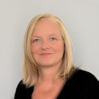 Andrea Wallace
