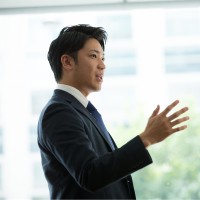 酒巻諒