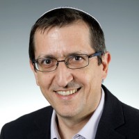 Daniel Sharon