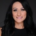 Manuela R.