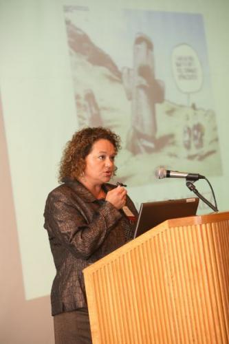 Wendy Bucknum