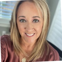 Lynne Racine