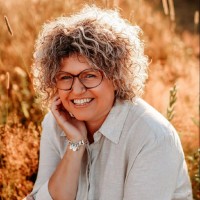 Marieke Van Den Heuvel-Saris